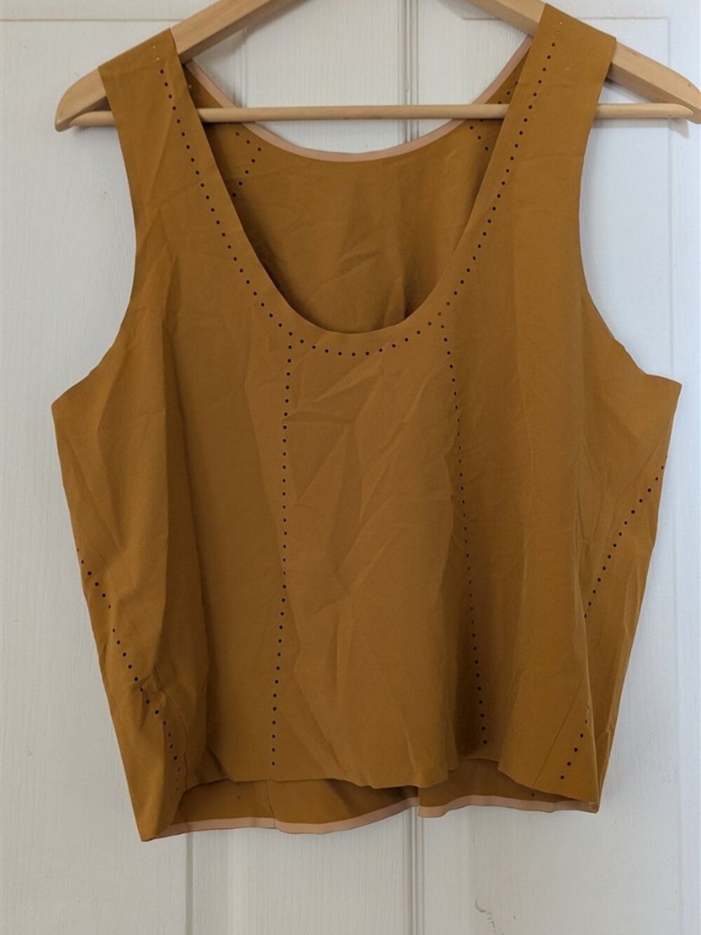 Athleta Mustard Gold Laser Cut Perforated Tank Top Scoop Neck Lined